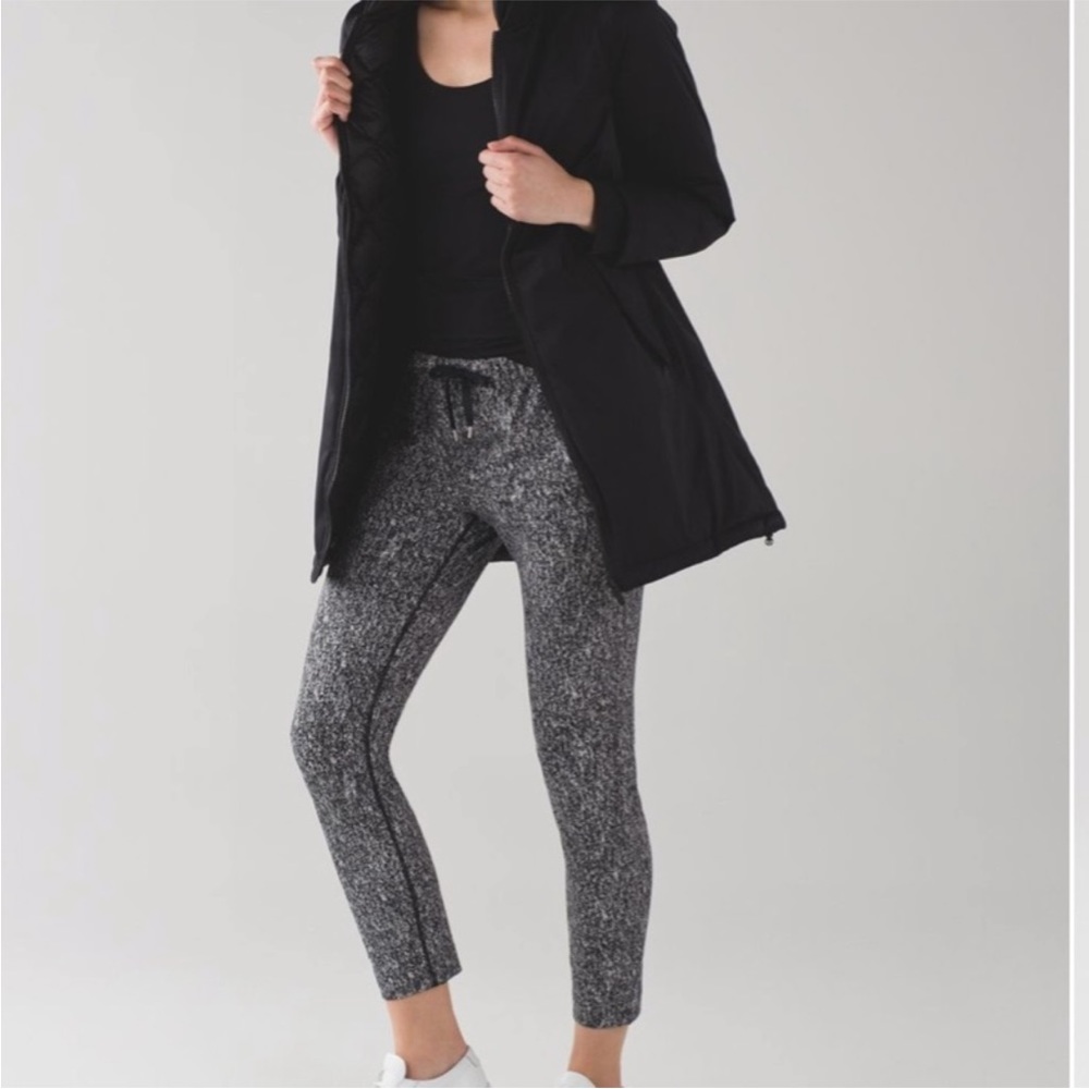 Lululemon Jet Pant Luxtreme Jacquard Black, size 2
